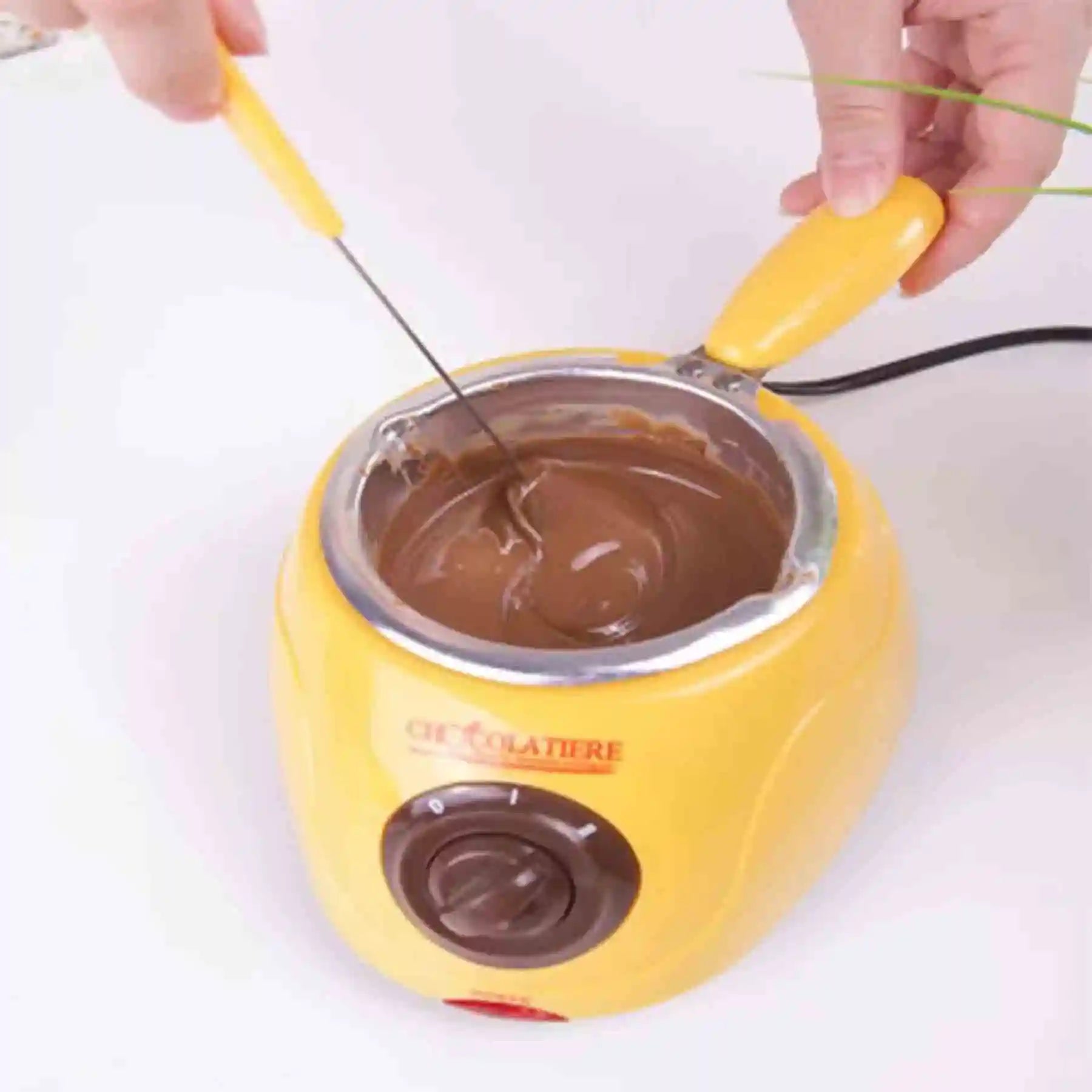 Maquina Olla Fondue Para Derretir Chocolate + 30 Pcs